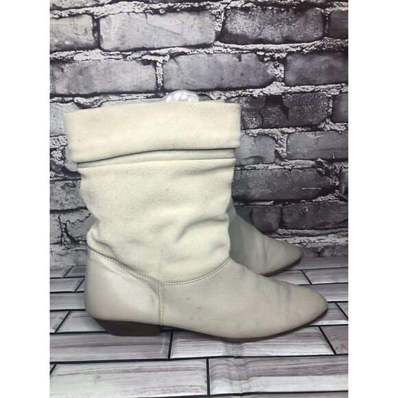 tarantino’s Ivory Suede Leather Ankle Heel Boots Women Sz 7M US/38EU - Picture 7 of 16